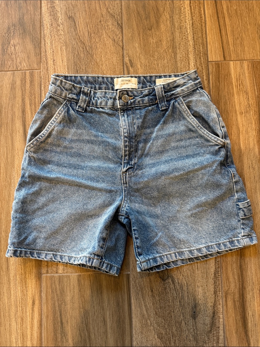 Cotton On Women’s Denim Carpenter Shorts. Size 6